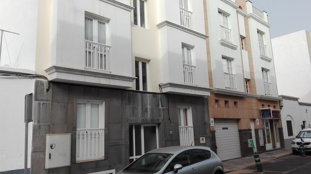 Lanzarote Central Apartments Арресифе Экстерьер фото
